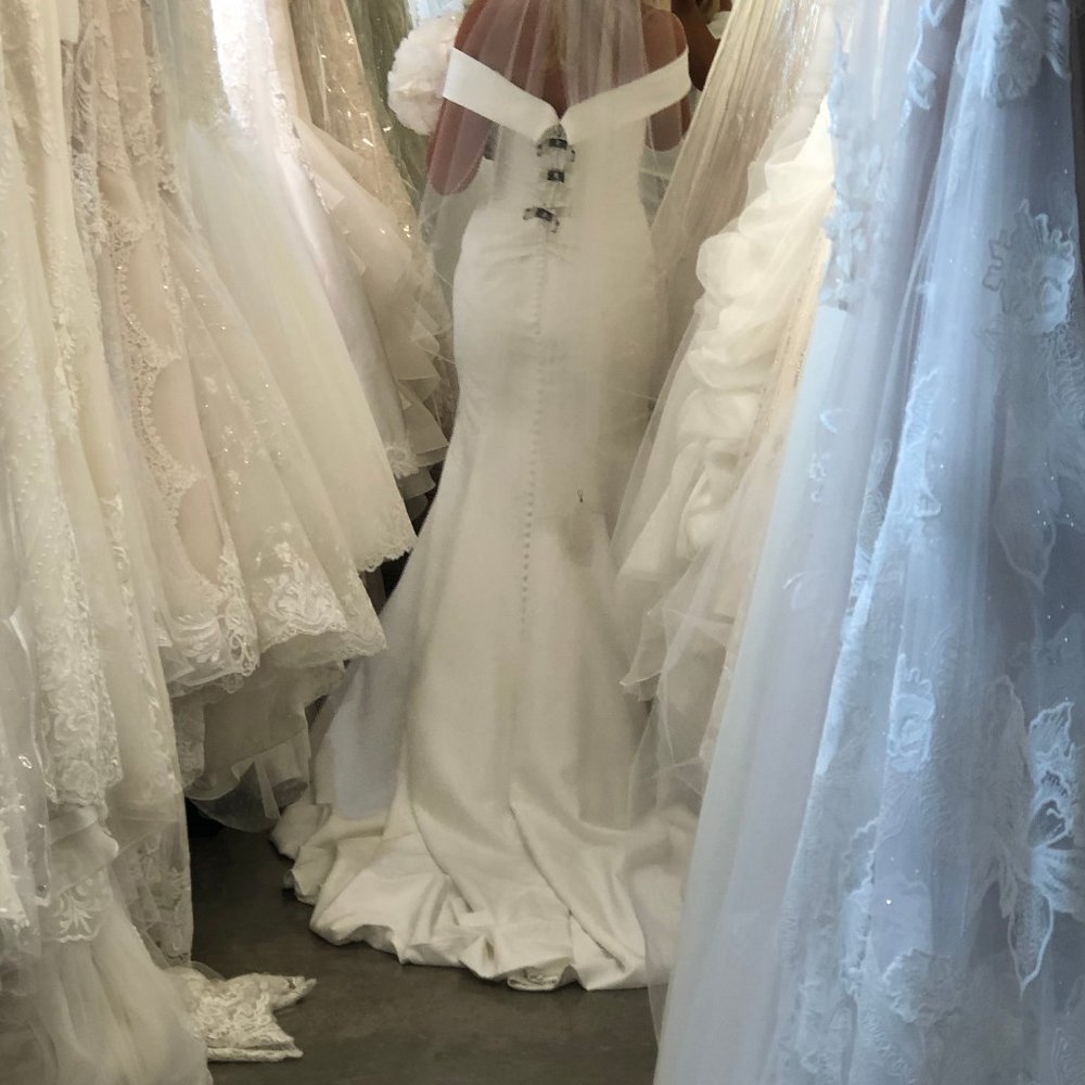 Sophia Tolli Emi Wedding Dress - Picture 3 of 6